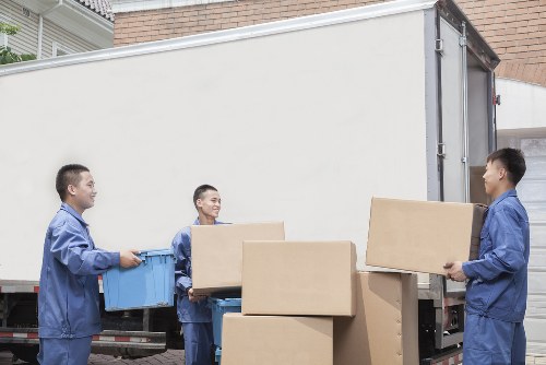Organised local removals service for Putney flats